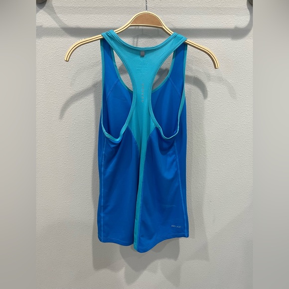 Nike Women’s Dri-fit Tank Top - Picture 2 of 3